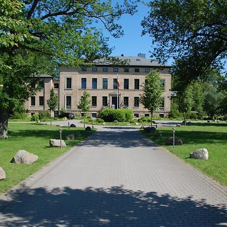 Gutshaus Redewisch Hotel & Restaurant Boltenhagen  Luaran gambar