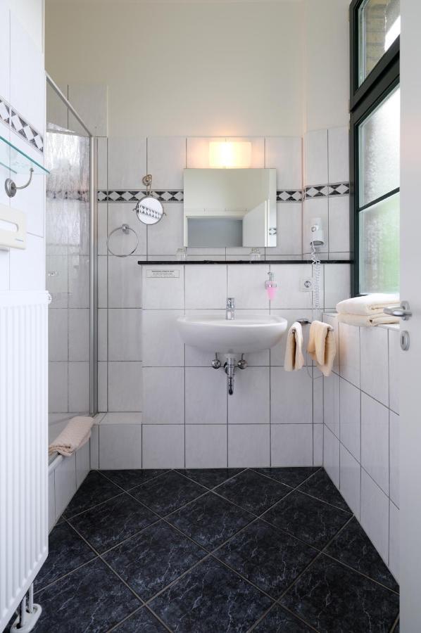 Gutshaus Redewisch Hotel & Restaurant Boltenhagen  Luaran gambar